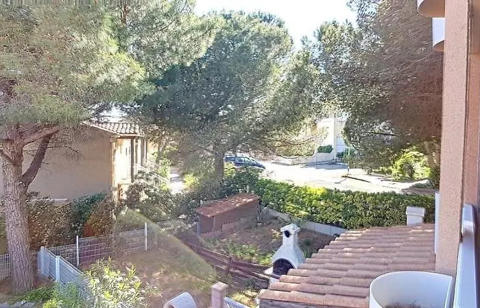 Appt T2 A 300m De La